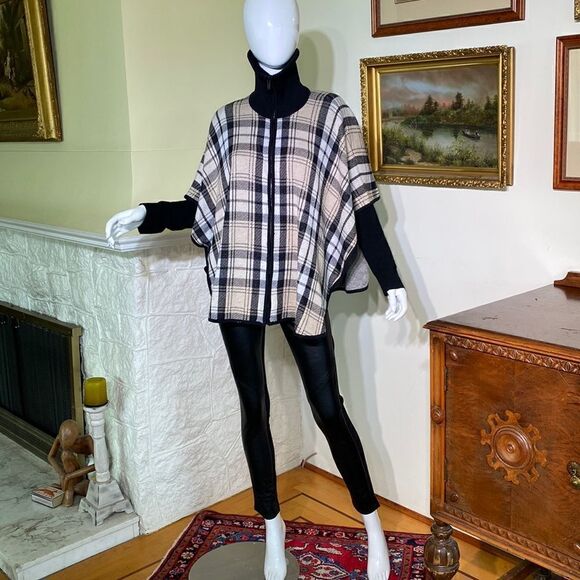 Jones New York Plaid Wool Blend Zip Up Cape/Poncho - Picture 3 of 16